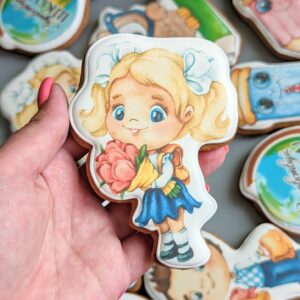 Школьница с букетом